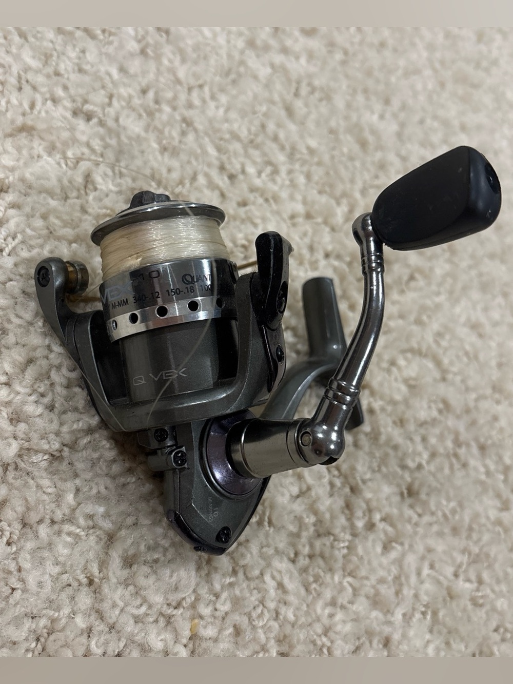 VTG Quantum Q-Vex QV10A2 Continuous Anti-Reverse Spinning Fishing Reel w/ Line